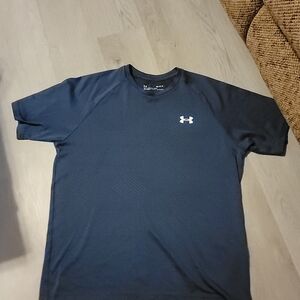 Under Armour Men's Dark Blue Tee